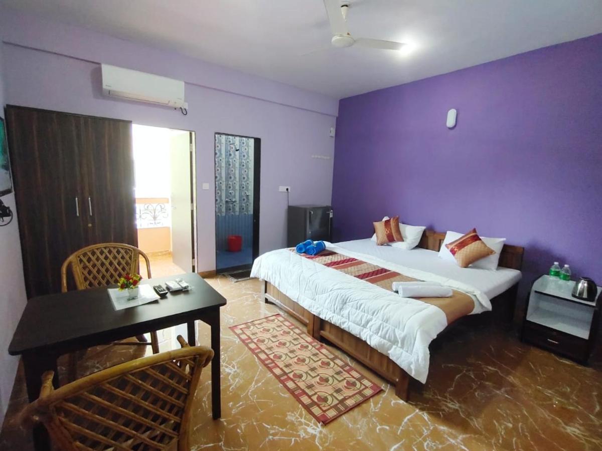The Narrow Way Edward Guest House Candolim Eksteriør bilde
