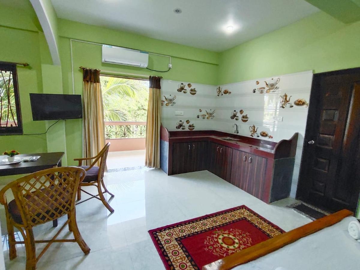 The Narrow Way Edward Guest House Candolim Eksteriør bilde